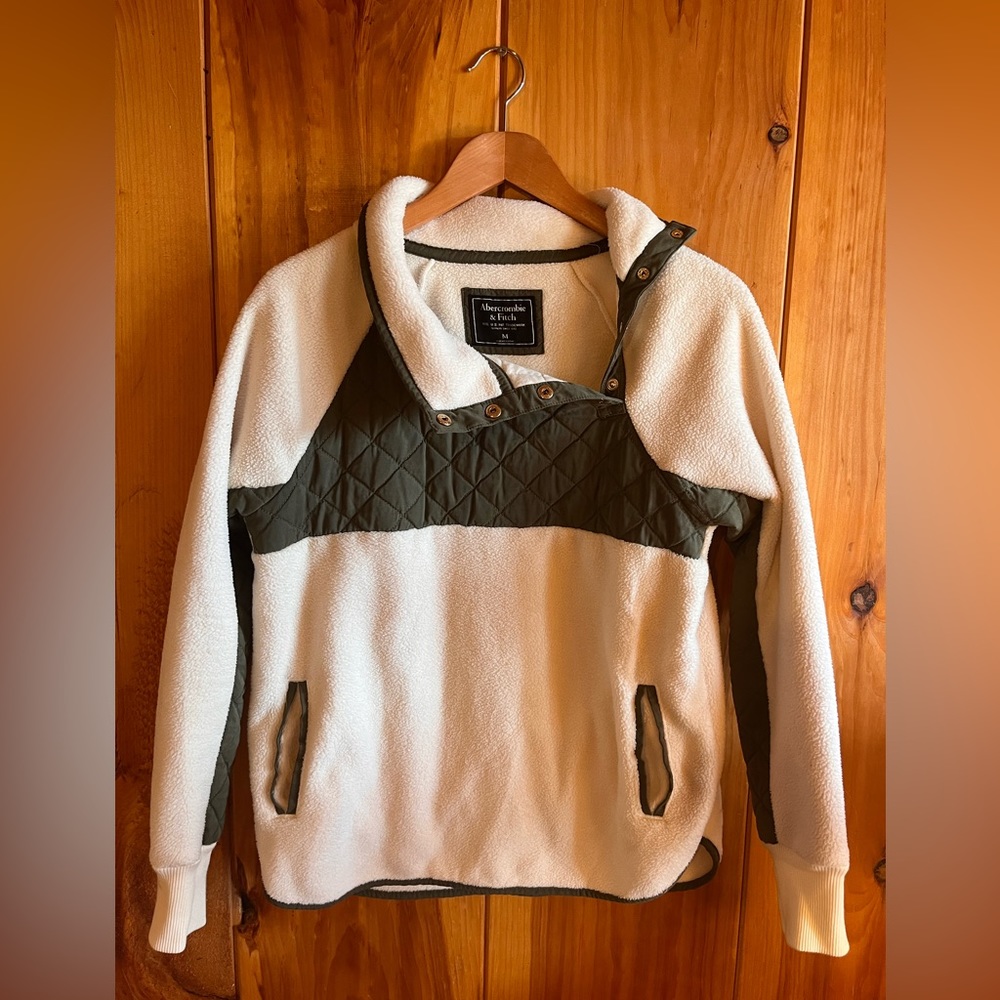 Abercrombie & Fitch fleece sweatshirt pullover